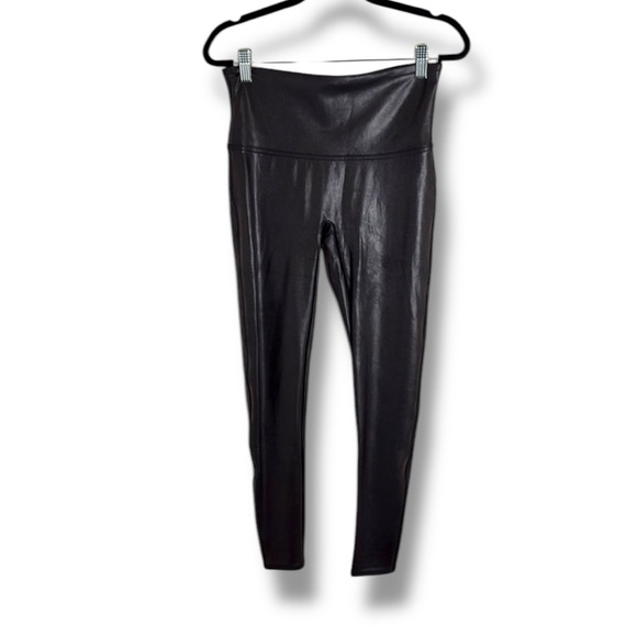 SPANX Black Leggings Size Large - Picture 1 of 4